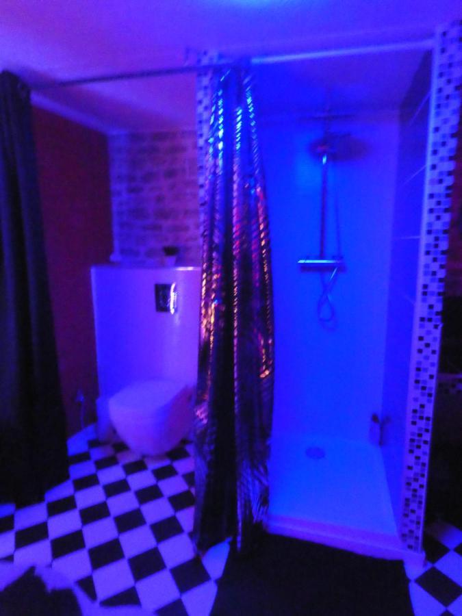 Love Room Le Rouge Et Noir Barr Buitenkant foto