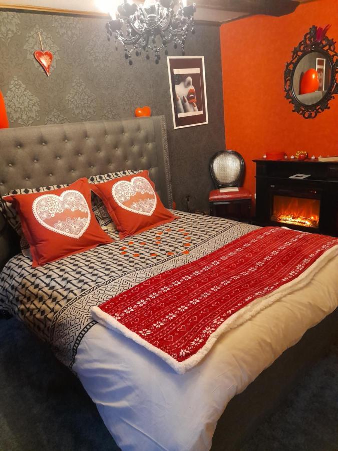 Love Room Le Rouge Et Noir Barr Buitenkant foto