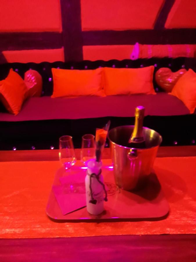 Love Room Le Rouge Et Noir Barr Buitenkant foto