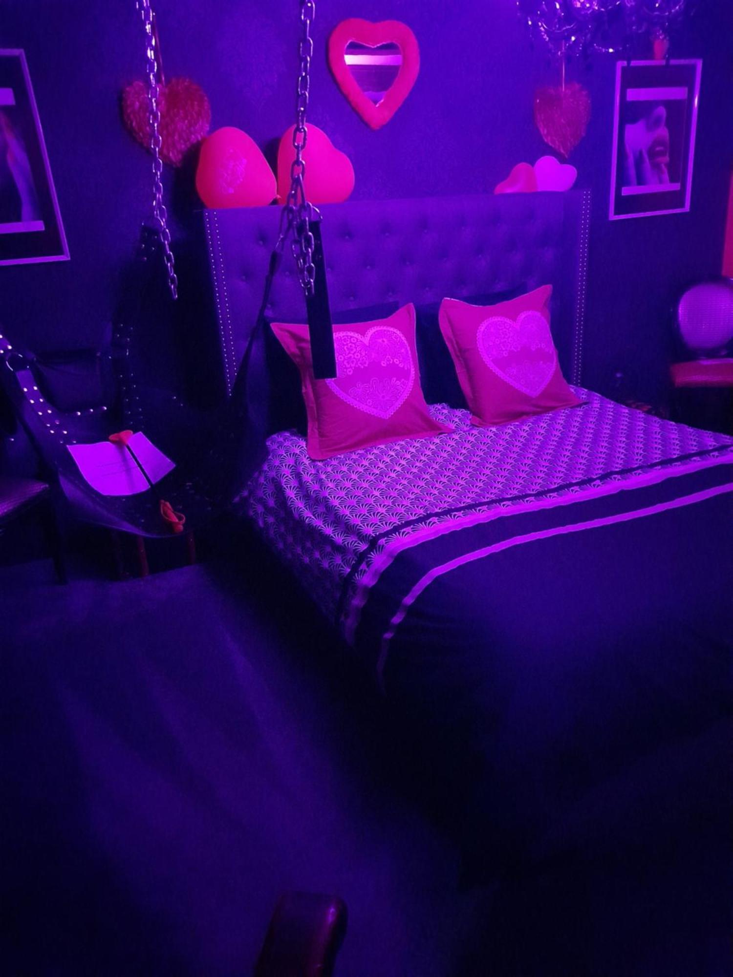 Love Room Le Rouge Et Noir Barr Buitenkant foto