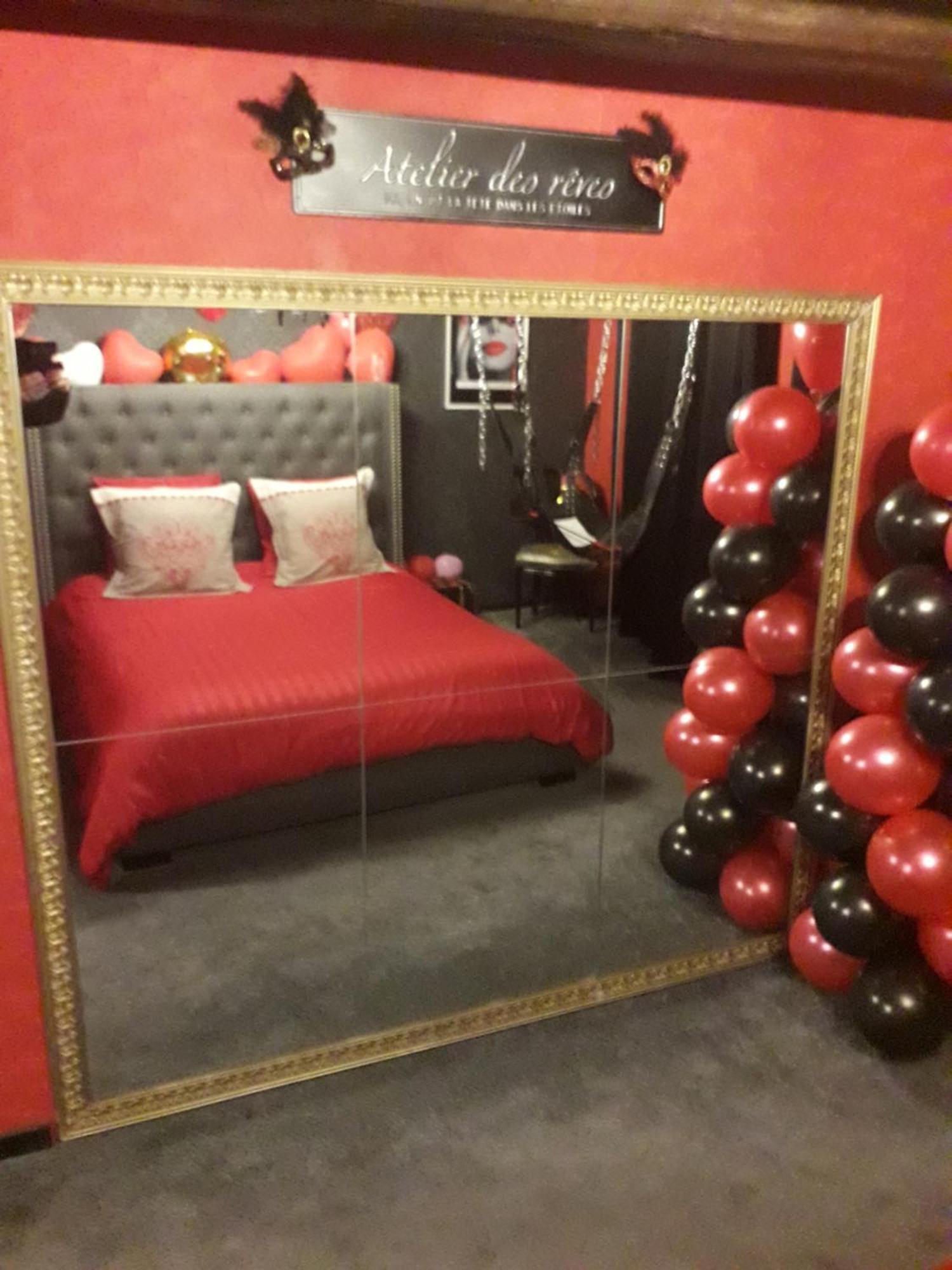 Love Room Le Rouge Et Noir Barr Buitenkant foto
